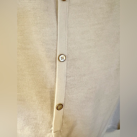 Gorgeous white cowl neck tunic - Picture 4 of 6